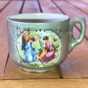VINTAGE MINATURE TEA CUP MADE IN JAPAN